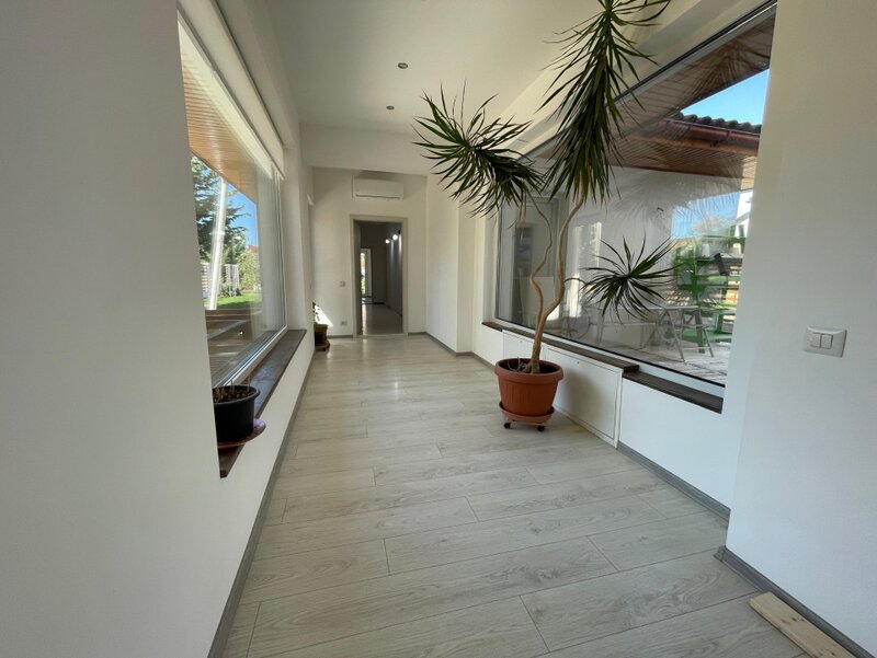 Vila deosebita 6 camere Comuna Berceni